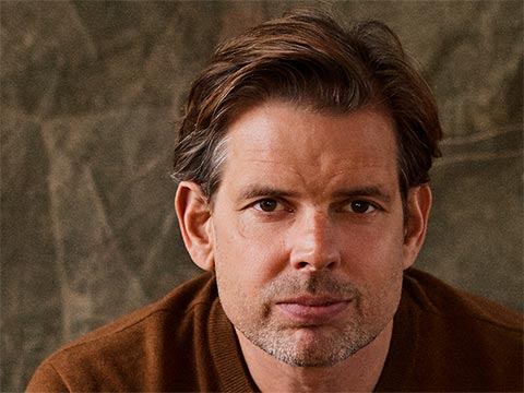 Författarbild: Alex Schulman, 17 juni