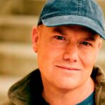 Författarbild: Mattias Edvardsson, Vykort från en mördare