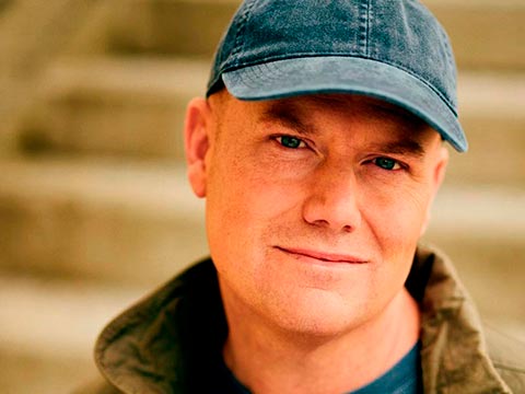 Författarbild: Mattias Edvardsson, Vykort från en mördare