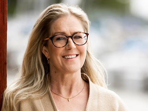 Rebecka Edgren Aldén, Vita skuggor
