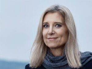 Banner: Anna Fredriksson, Ersättaren