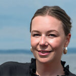 Författarfoto: Linnea Schumacher, I vargens spår